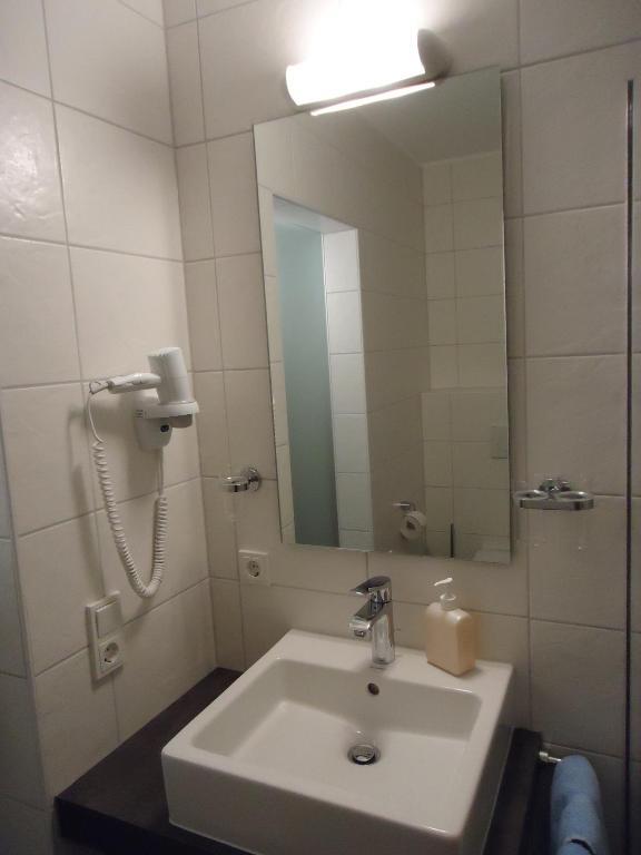 Hotel De La Frontiere Frisange Habitación foto