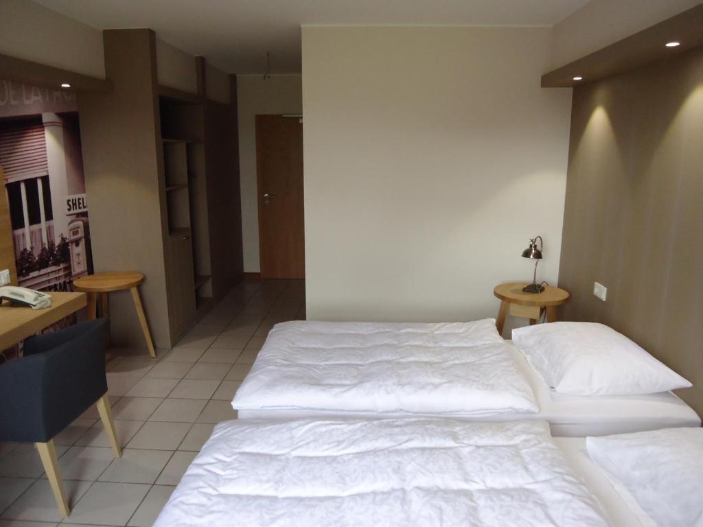 Hotel De La Frontiere Frisange Habitación foto